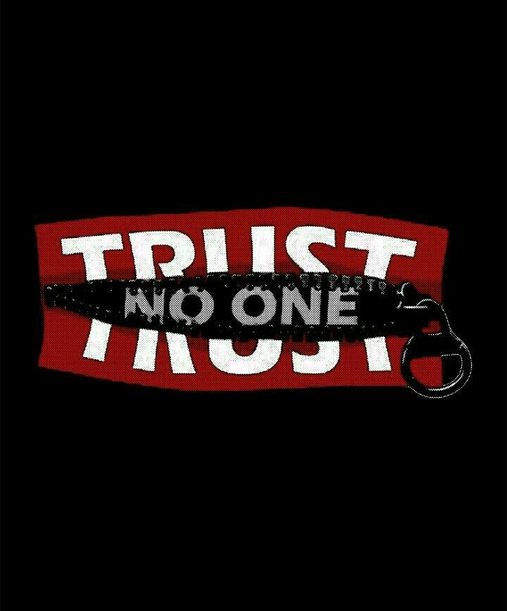 TRUST(NO ONE) T-Shirt UNISEX BLACK